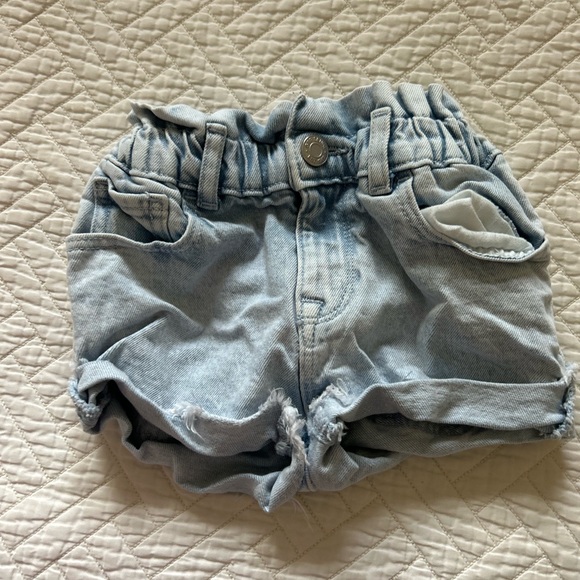 GAP Light Blue Denim "Mom Fit" Kids Shorts - Picture 1 of 6